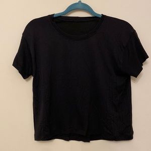 Lululemon Train to Be Shirt - Size 6, Black